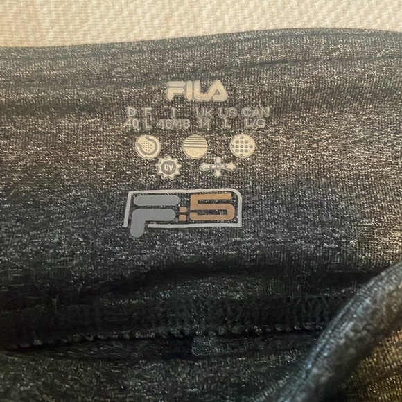 🩶FILA Athletic Shorts Women’s size Large - Picture 3 of 8